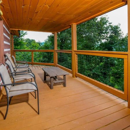 Smoky View On The Rocks Villa Pigeon Forge Exterior photo